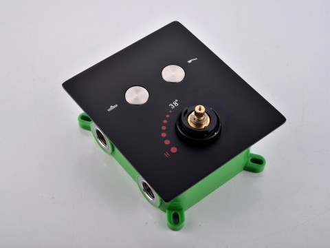 Thermostatische inbouw regendoucheset - Saga