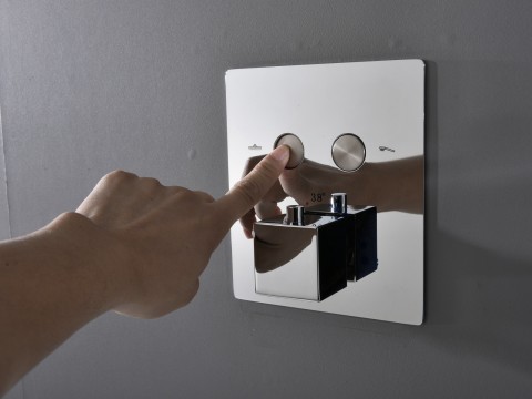 Thermostatische inbouw regendoucheset - Saga