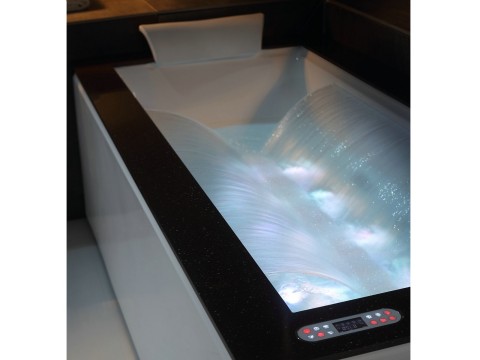 Vrijstaand massagebad - Corian top - Nebo